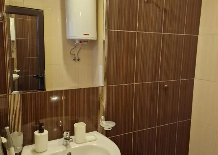 Astoria 2 - Premium Apartment Elenite